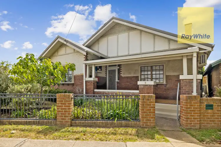 Main view of Homely house listing, 5 Bradley Street, Goulburn NSW 2580