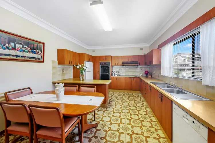 Fourth view of Homely house listing, 5 Salamander Place, Mount Lewis NSW 2190