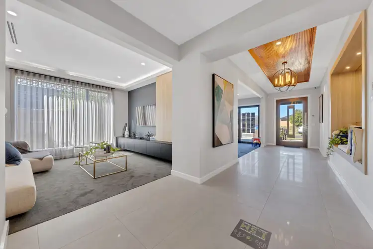 Seventh view of Homely house listing, 18 Grovedon Circuit, Donnybrook VIC 3064