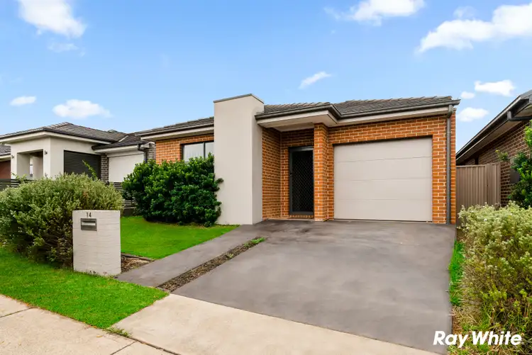 14 Killuna Way, Jordan Springs NSW 2747