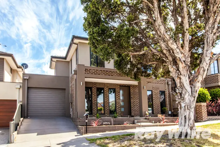1B The Parade, Clarinda VIC 3169