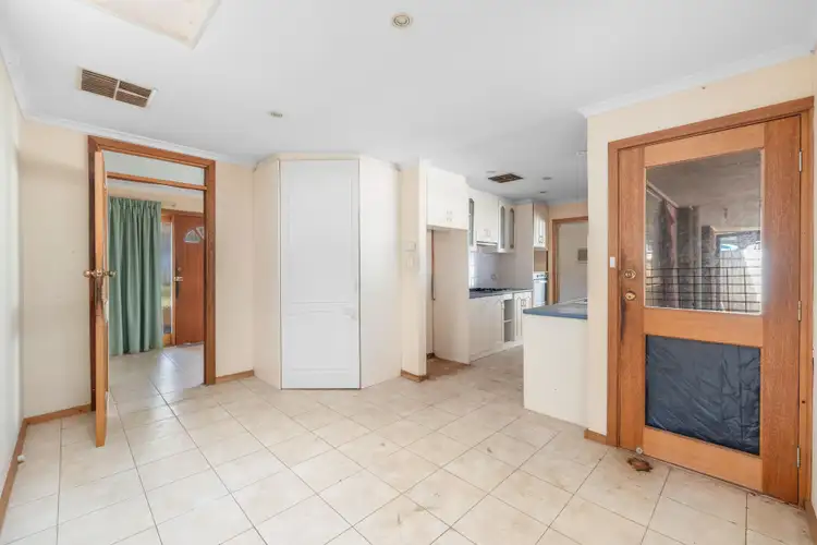 Fourth view of Homely house listing, 10 Arunta Drive, Salisbury Heights SA 5109