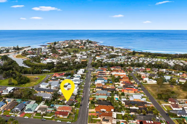 Fourth view of Homely house listing, 25 Barrack Avenue, Barrack Heights NSW 2528