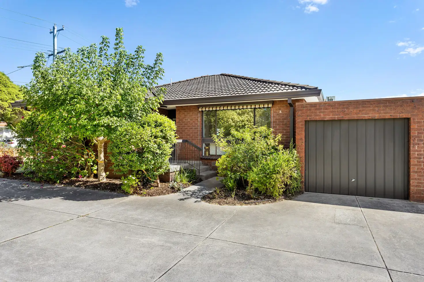 Main view of Homely unit listing, 2/1 Barkly Street, Hughesdale VIC 3166