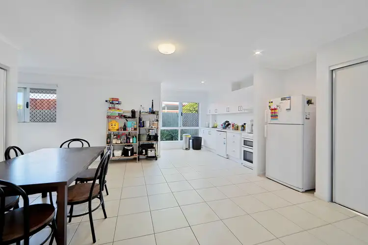 Sixth view of Homely unit listing, 4/84 Quay Street, Bundaberg West QLD 4670