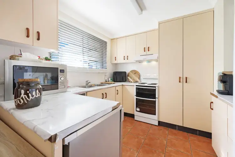 Third view of Homely house listing, 4 Woodhill Place, Tamworth NSW 2340