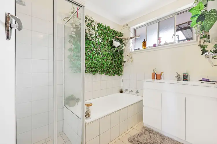 Fourth view of Homely house listing, 4 Woodhill Place, Tamworth NSW 2340