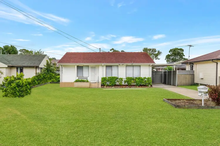 Main view of Homely house listing, 33 Guthega Crescent, Heckenberg NSW 2168