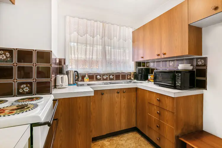 Third view of Homely villa listing, 4/3 Alexandra Street, Budgewoi NSW 2262