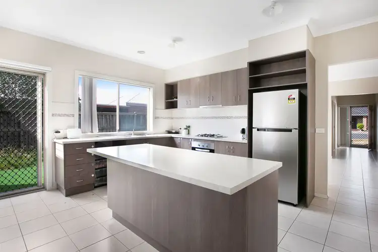 Fifth view of Homely house listing, 9 Tenterfield Place, Tarneit VIC 3029