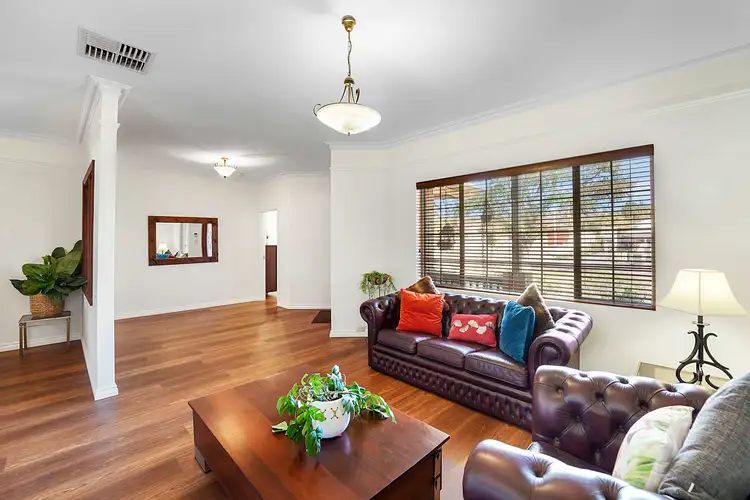 Seventh view of Homely house listing, 5 Castlecrag Drive, Kallaroo WA 6025