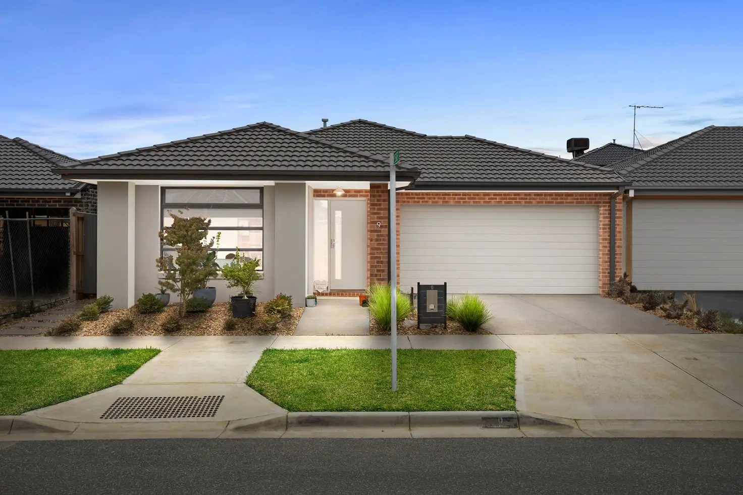 Main view of Homely house listing, 9 Hearthstone Circuit, Clyde North VIC 3978