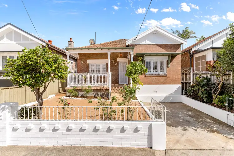 57 Bouvardia Street, Russell Lea NSW 2046