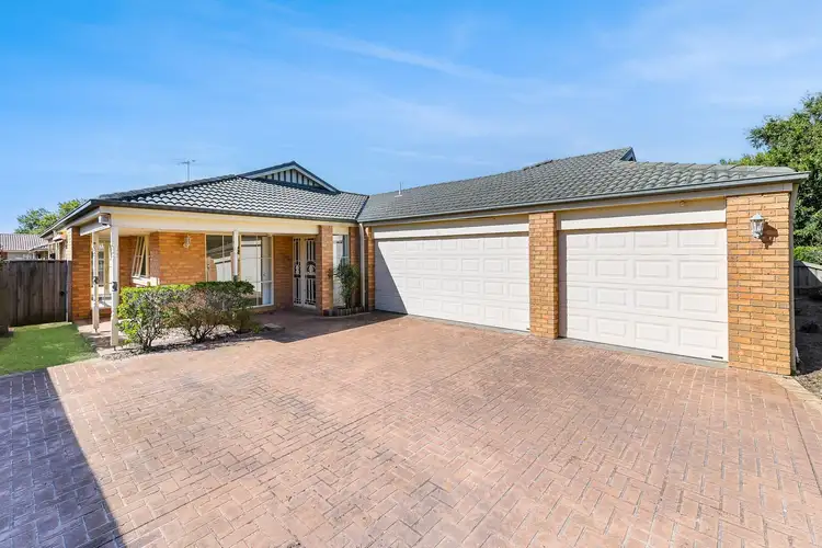 48 Marlesford Crescent, Berwick VIC 3806