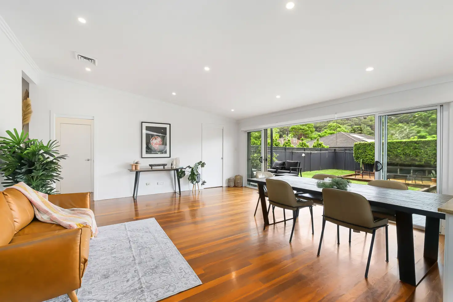 Main view of Homely house listing, 33 Sunshine Drive, Point Clare NSW 2250