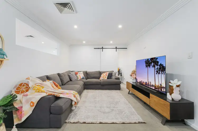 Sixth view of Homely house listing, 33 Sunshine Drive, Point Clare NSW 2250