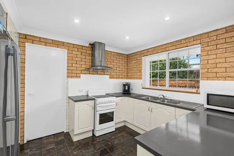 Third view of Homely house listing, 4 Noakes Street, Shoalhaven Heads NSW 2535
