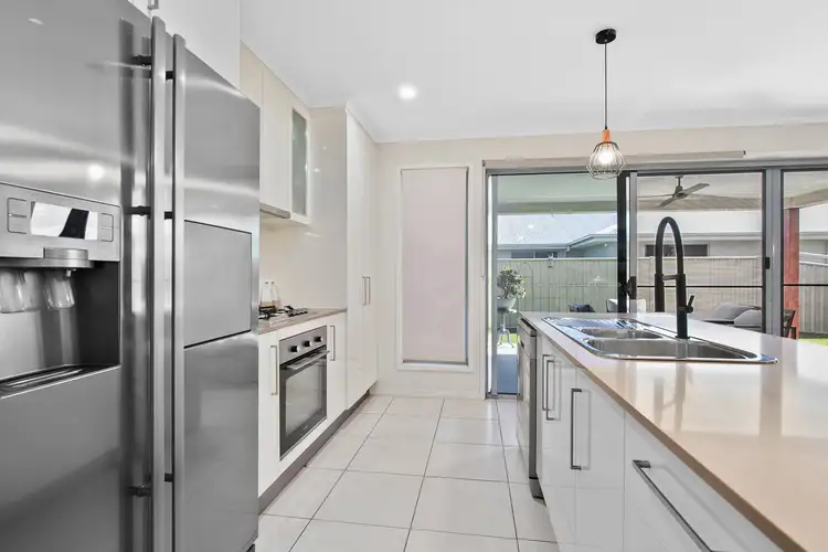 Fifth view of Homely house listing, 54 Kassidy Drive, Emerald QLD 4720