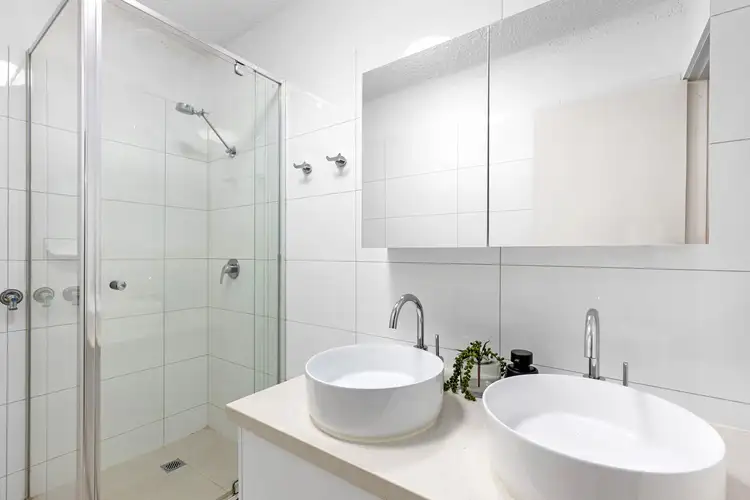 Sixth view of Homely townhouse listing, 3/8 John Street, Balwyn VIC 3103