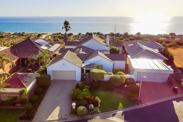 16 Dune Court, West Lakes Shore SA 5020