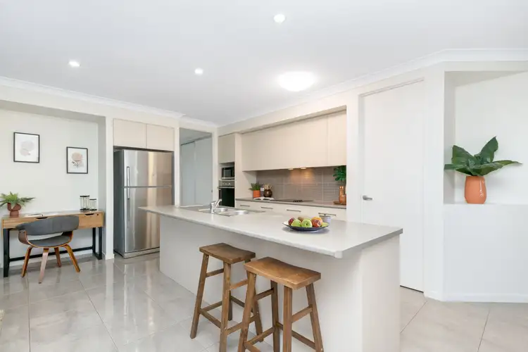 Fourth view of Homely house listing, 6 Ellendale Street, Mount Low QLD 4818