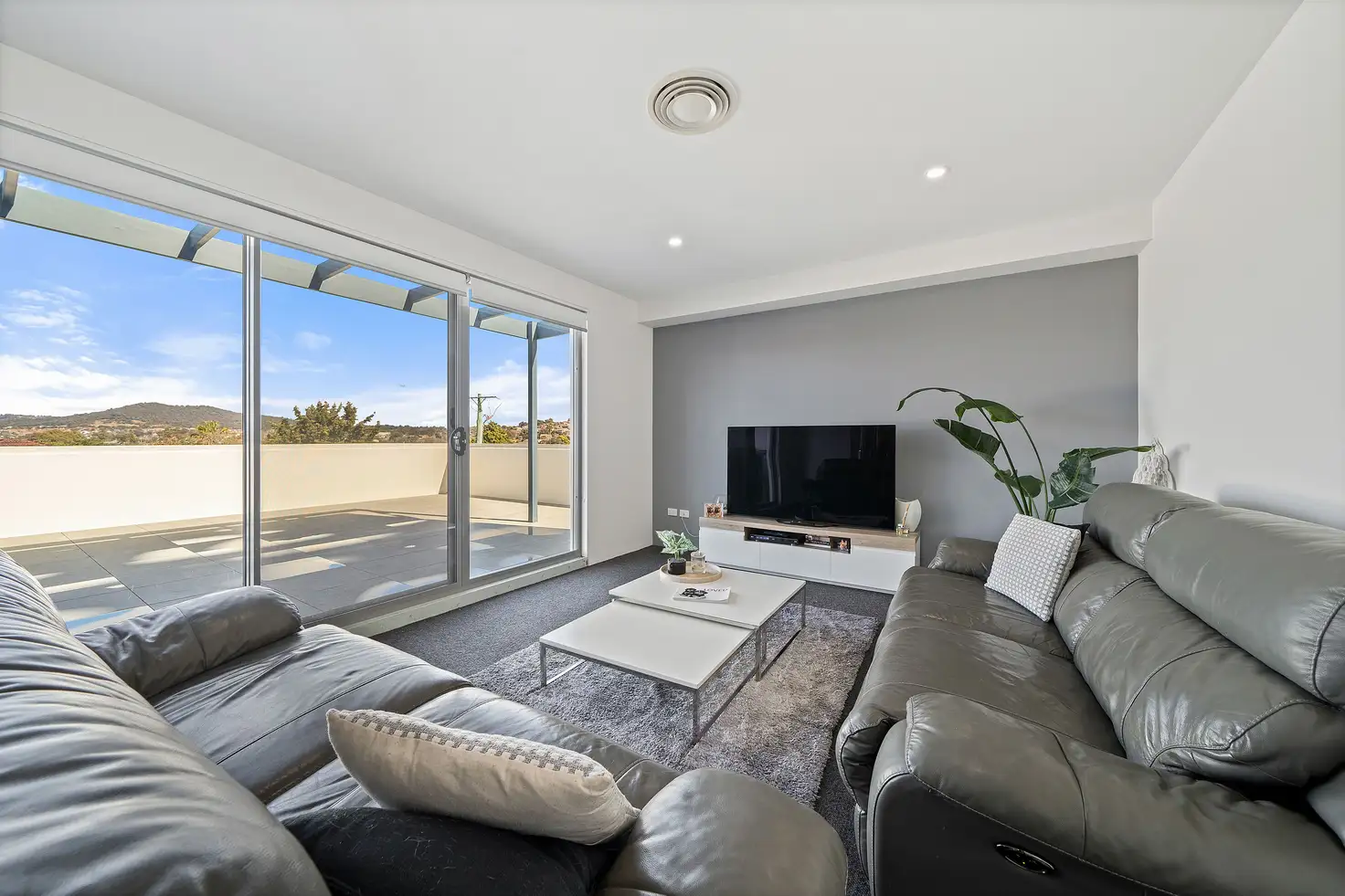 Main view of Homely unit listing, 25A/17 Uriarra Road, Queanbeyan NSW 2620