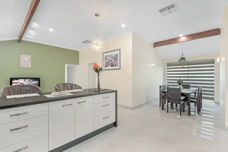 Fourth view of Homely house listing, 7 Reveley Close, Seville Grove WA 6112