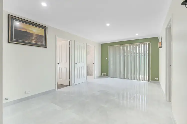 Sixth view of Homely house listing, 7 Reveley Close, Seville Grove WA 6112