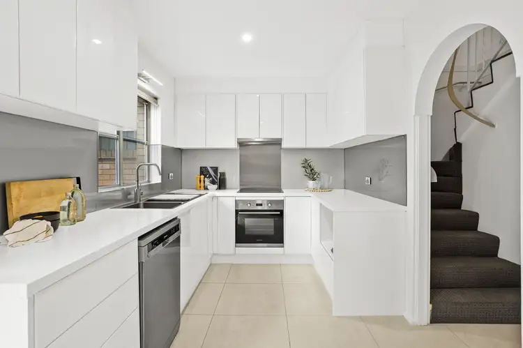 Second view of Homely townhouse listing, 2/10 Marr Street, Wollongong NSW 2500