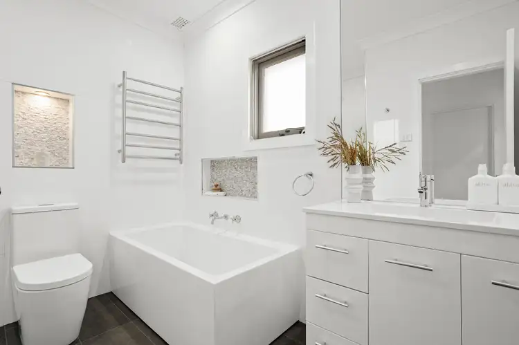 Fifth view of Homely townhouse listing, 2/10 Marr Street, Wollongong NSW 2500