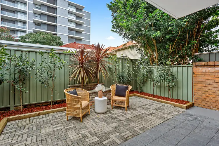 Sixth view of Homely townhouse listing, 2/10 Marr Street, Wollongong NSW 2500