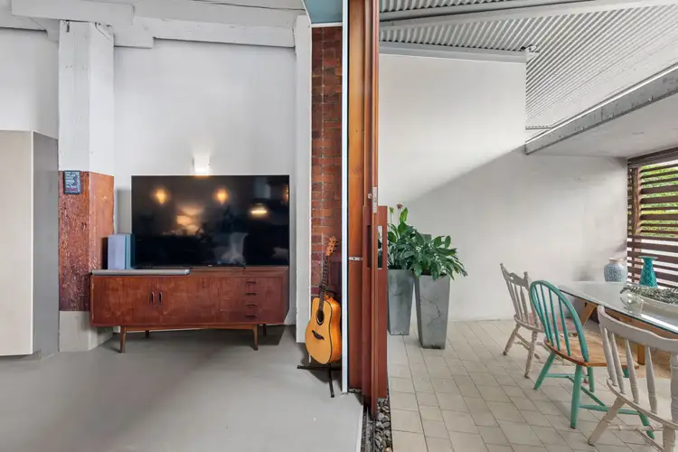 Sixth view of Homely apartment listing, 2/8-16 Skyring Terrace, Teneriffe QLD 4005