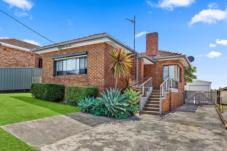 Main view of Homely house listing, 192 Flagstaff Road, Lake Heights NSW 2502