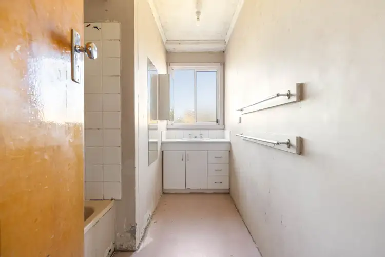 Fifth view of Homely house listing, 30 Echuca Street, Dallas VIC 3047