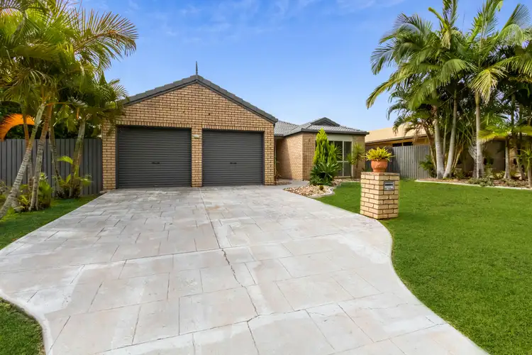 1 Oxford Place, Urraween QLD 4655