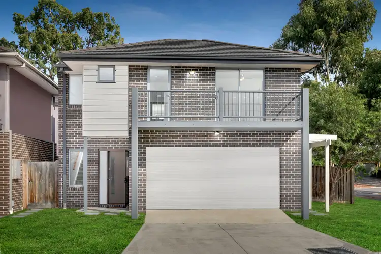 Fifth view of Homely house listing, 8 Amiens Green, South Morang VIC 3752