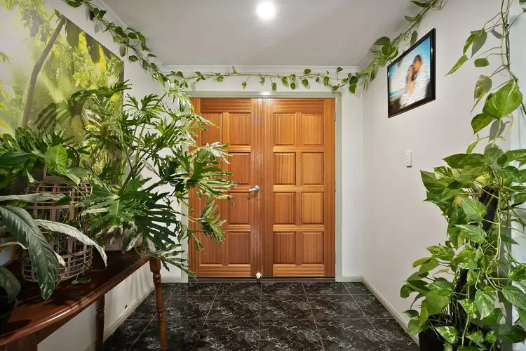 Fifth view of Homely house listing, 10 Morgan Place, Emerald QLD 4720