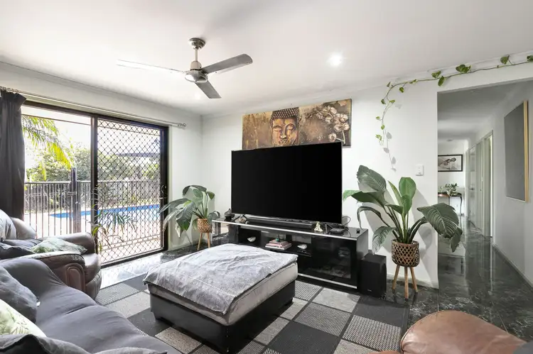 Seventh view of Homely house listing, 10 Morgan Place, Emerald QLD 4720