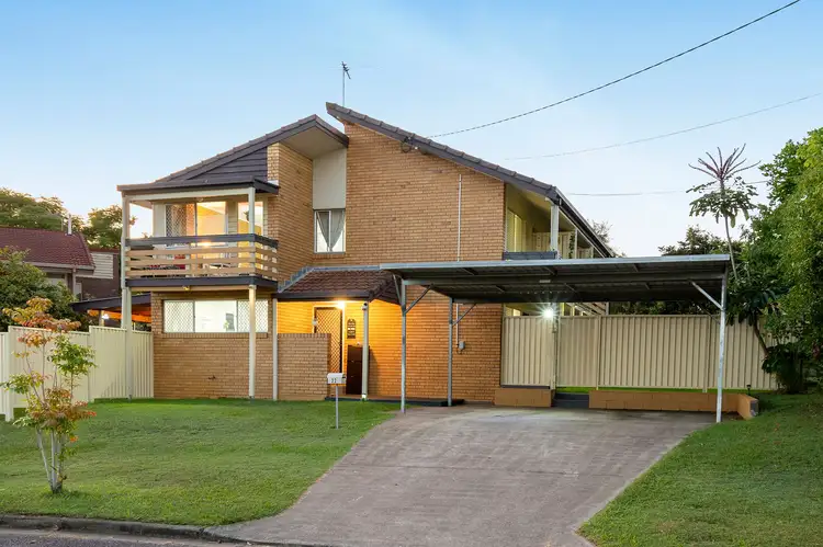 22 Omeo Street, Macgregor QLD 4109