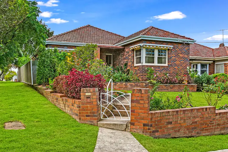 43 Noble Avenue, Punchbowl NSW 2196