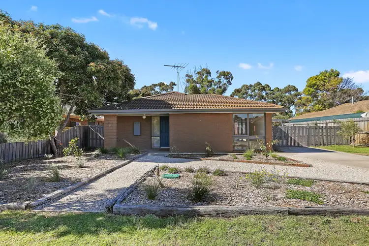 8 Kyema Drive, Lara VIC 3212