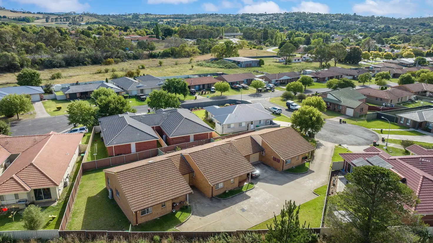 Main view of Homely block of units listing, 1-3/5 Kilcoy Close, Armidale NSW 2350