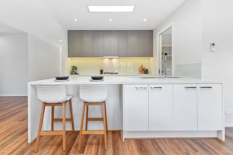 Fifth view of Homely house listing, 4 Marie Court, Mount Waverley VIC 3149
