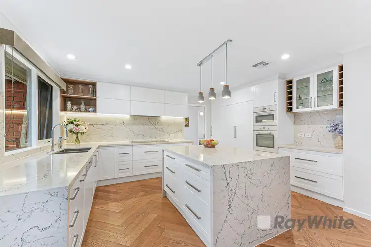 Fifth view of Homely house listing, 5 Moya Close, Endeavour Hills VIC 3802