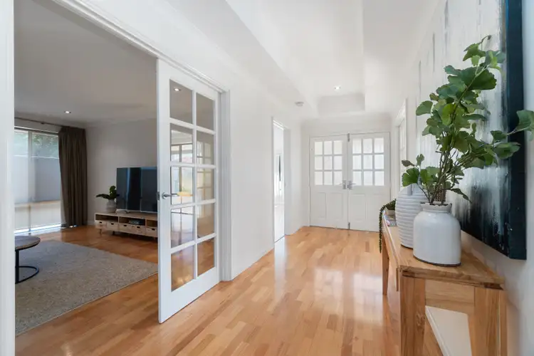 14 Devereux Crescent, Aveley WA 6069