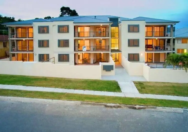 21/4-8 Omeo Street, Macgregor QLD 4109