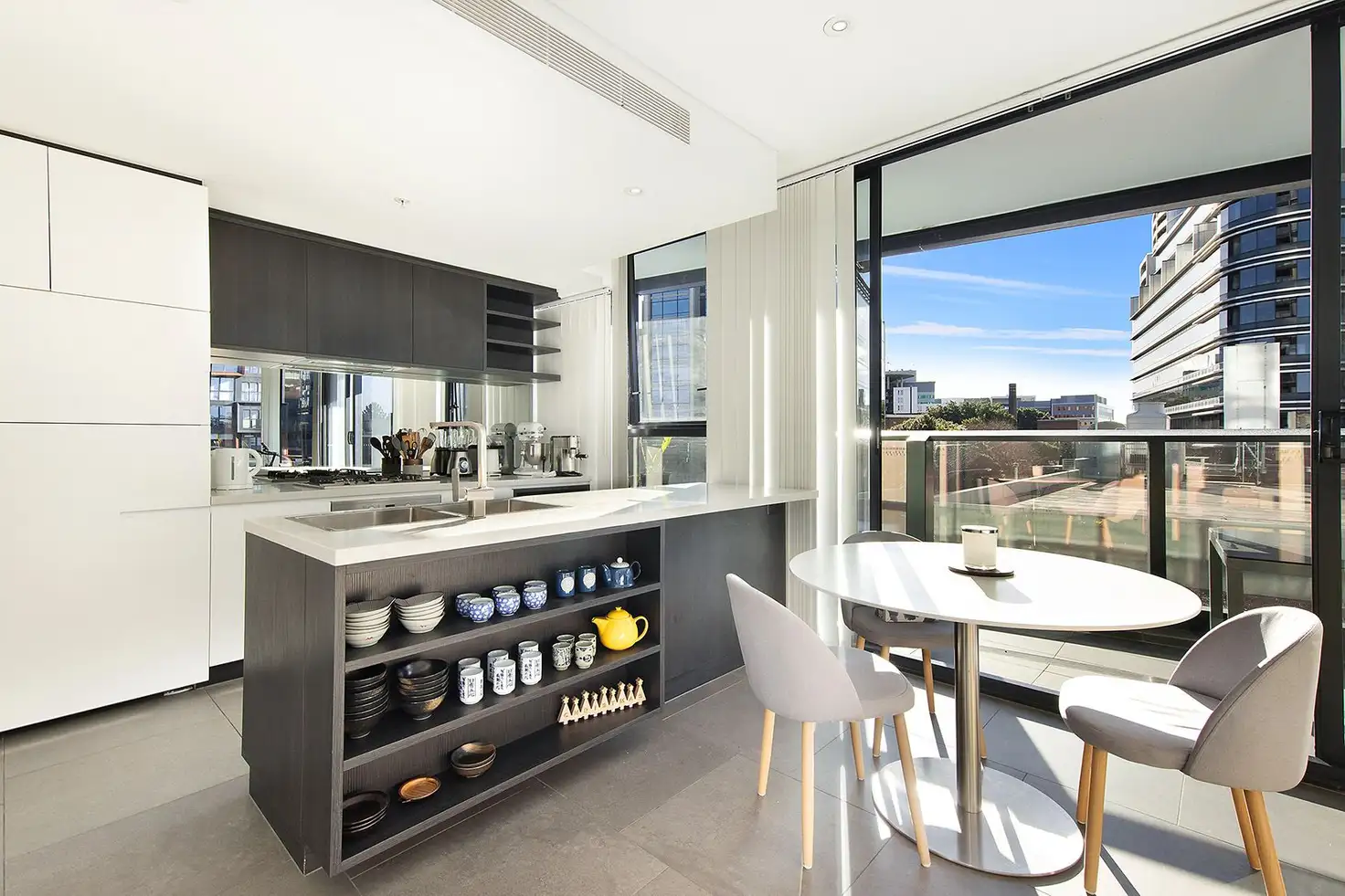 Main view of Homely unit listing, 708/1 Marshall Avenue, St Leonards NSW 2065