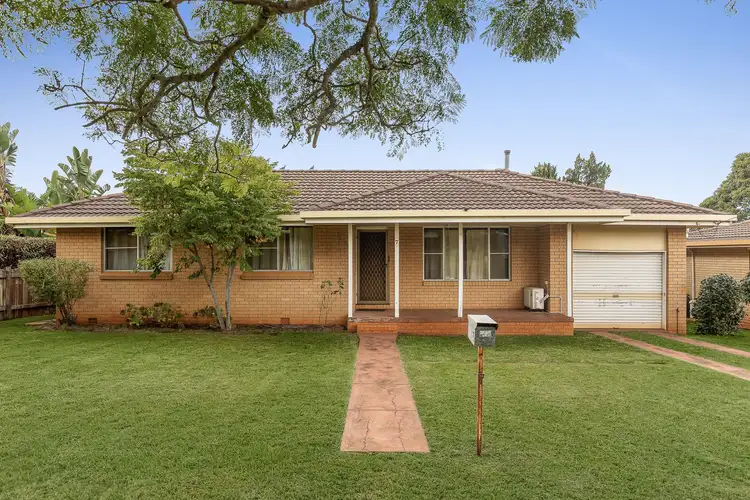7 Bryan Street, Darling Heights QLD 4350
