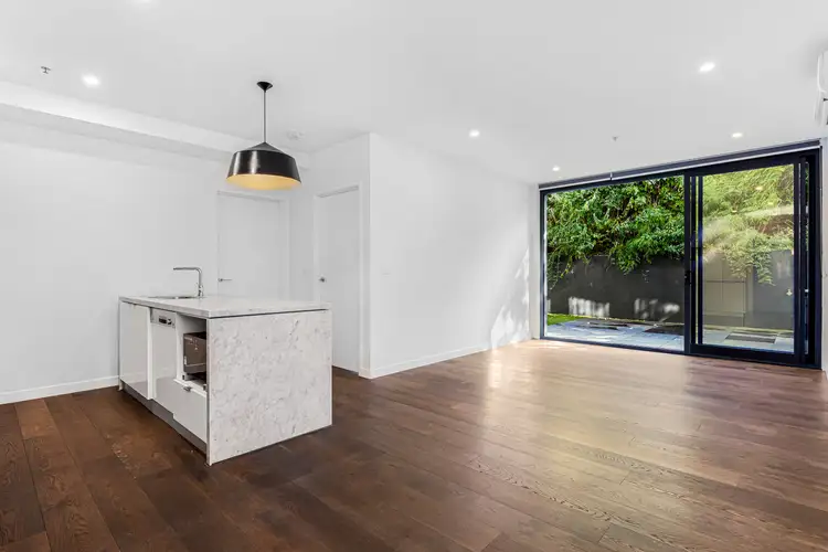 G03/5 Sovereign Point Court, Doncaster VIC 3108