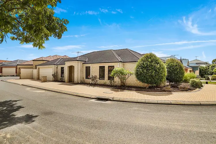 20 Santarosa Way, Stirling WA 6021
